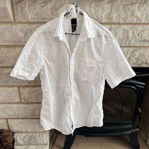 H&M Crisp White Casual Button Down Shirt Regular Fit Coupe Standard Medium